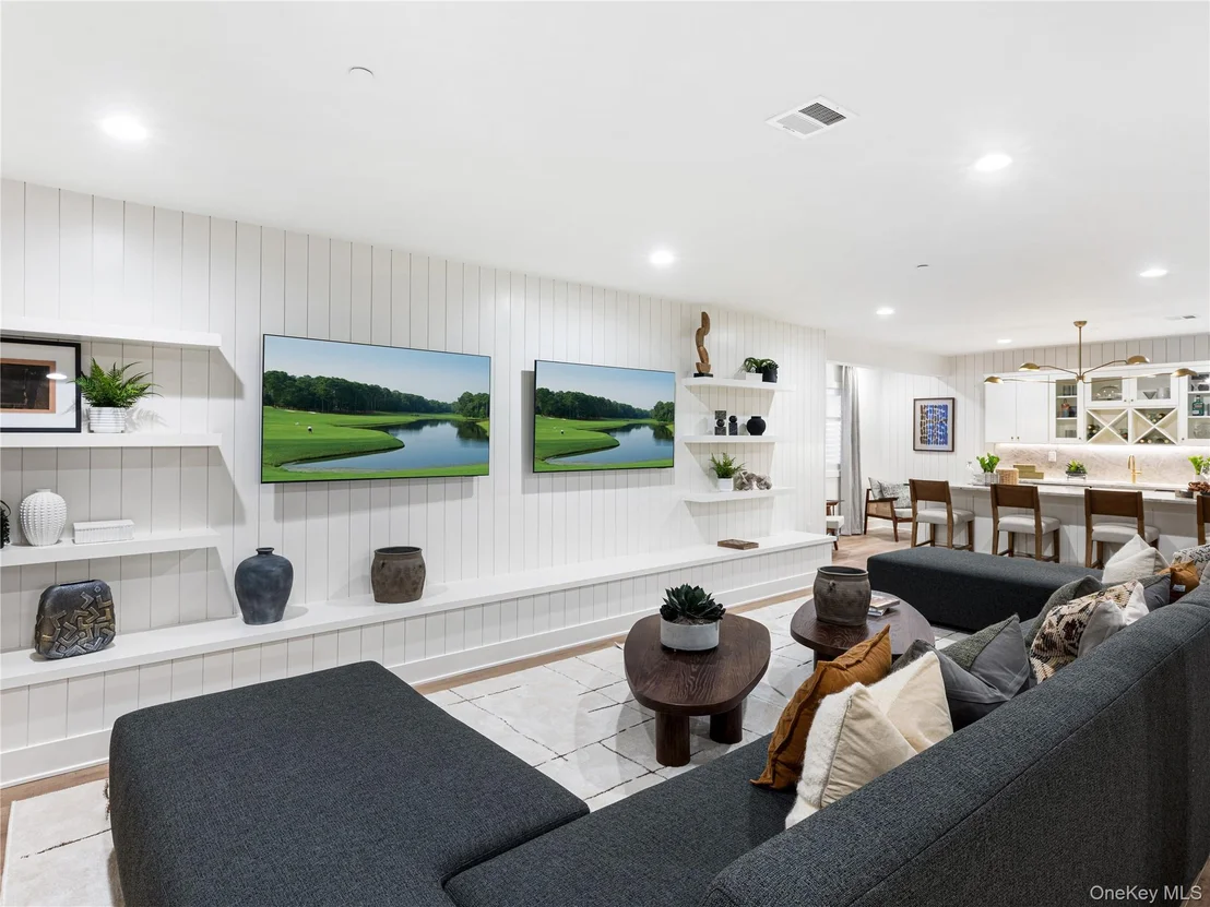 Photo of Unit 87 at 2027 Summit Loop