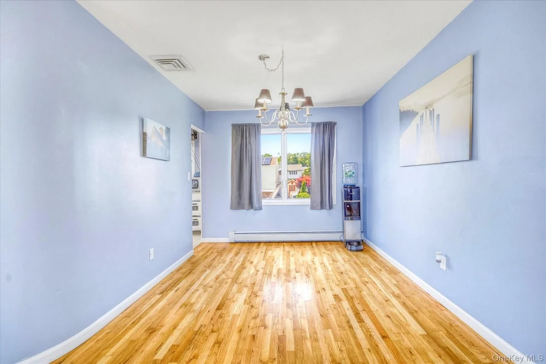 Photo of 3784 Carrel Boulevard