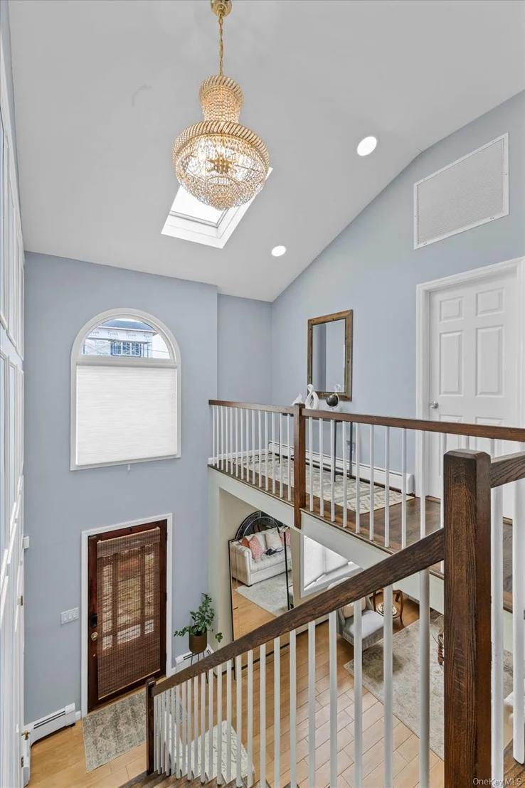 Photo of 3290 Parkway Drive