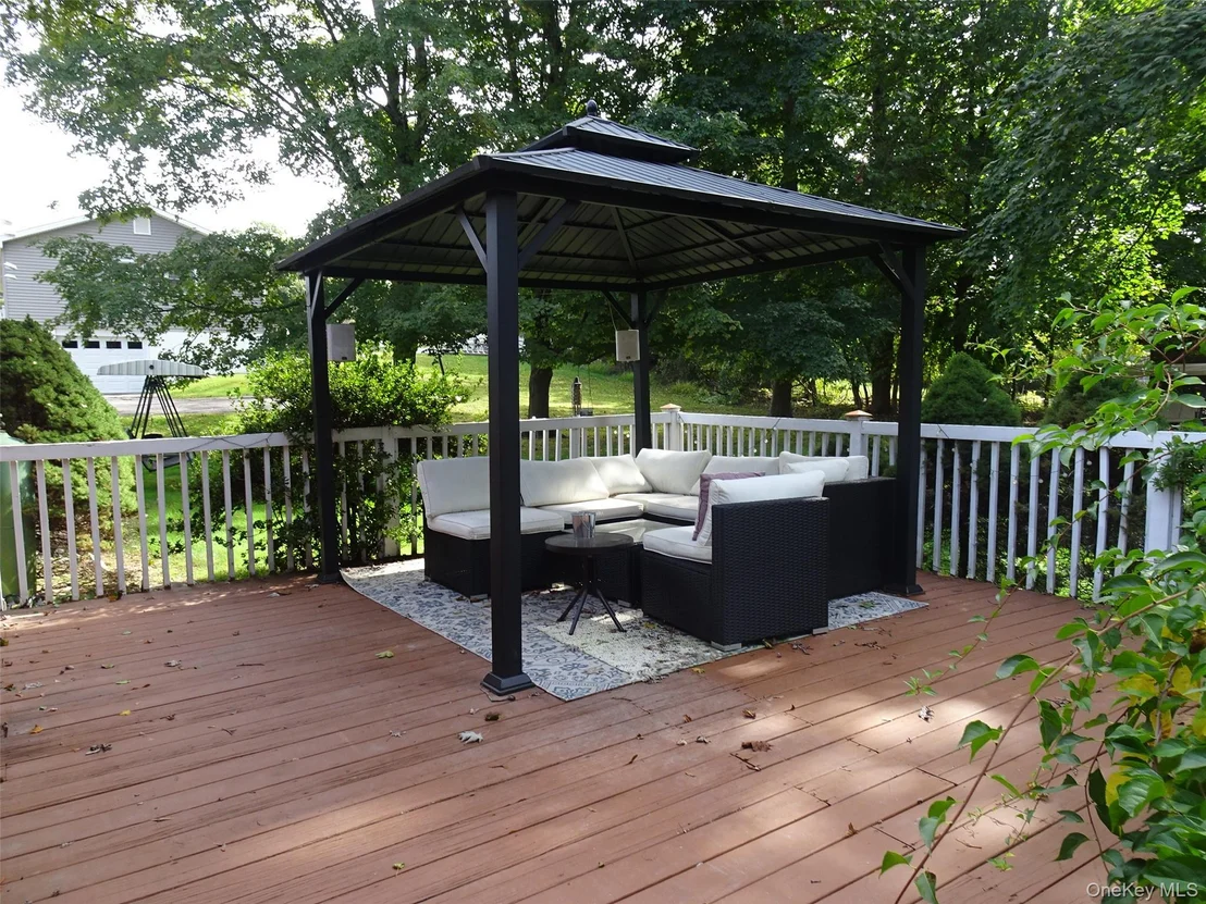 Photo of 28 Overlook Drive