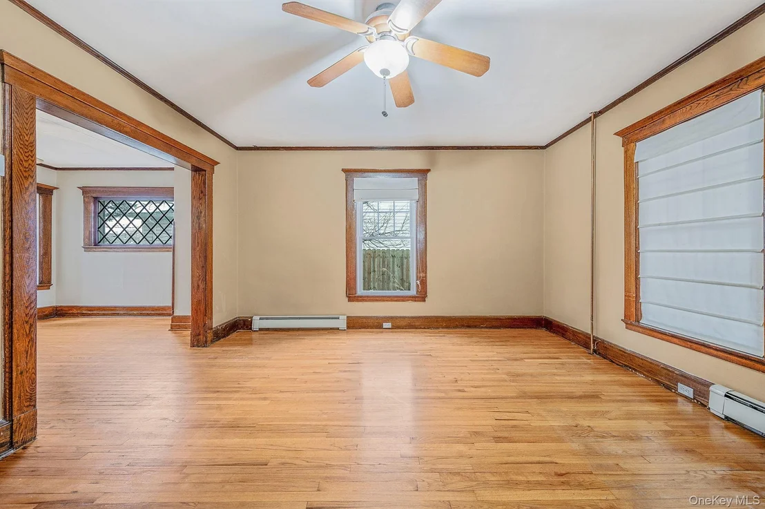 Photo of 215 West Avenue