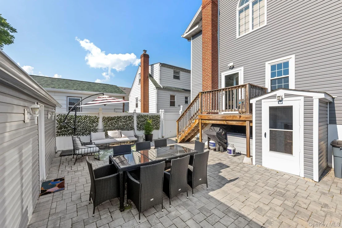 Photo of 80 Central Boulevard