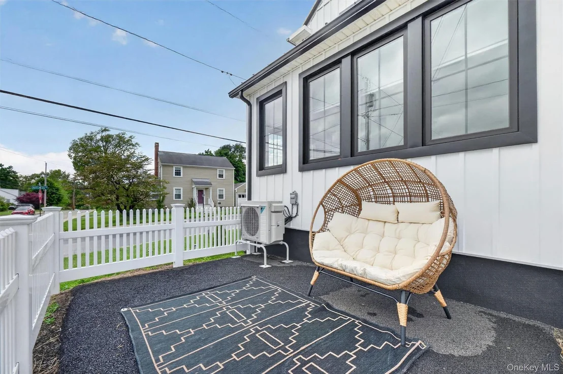Photo of 32 Dutchess Terrace