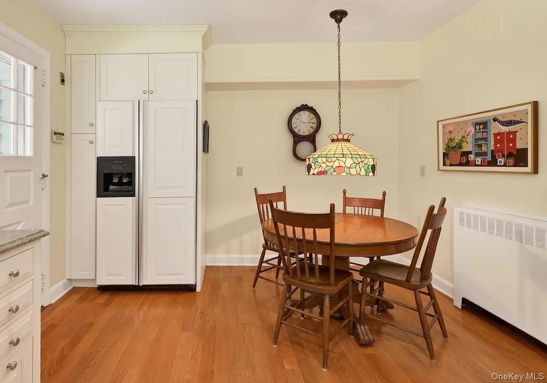 Photo of 33 Oliphant Avenue