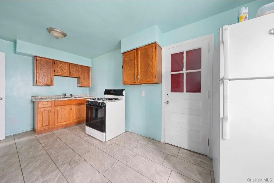 Photo of 225 Windsor Parkway