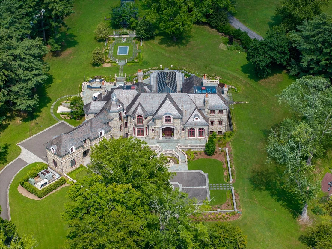 Photo of 102 Horseshoe Road