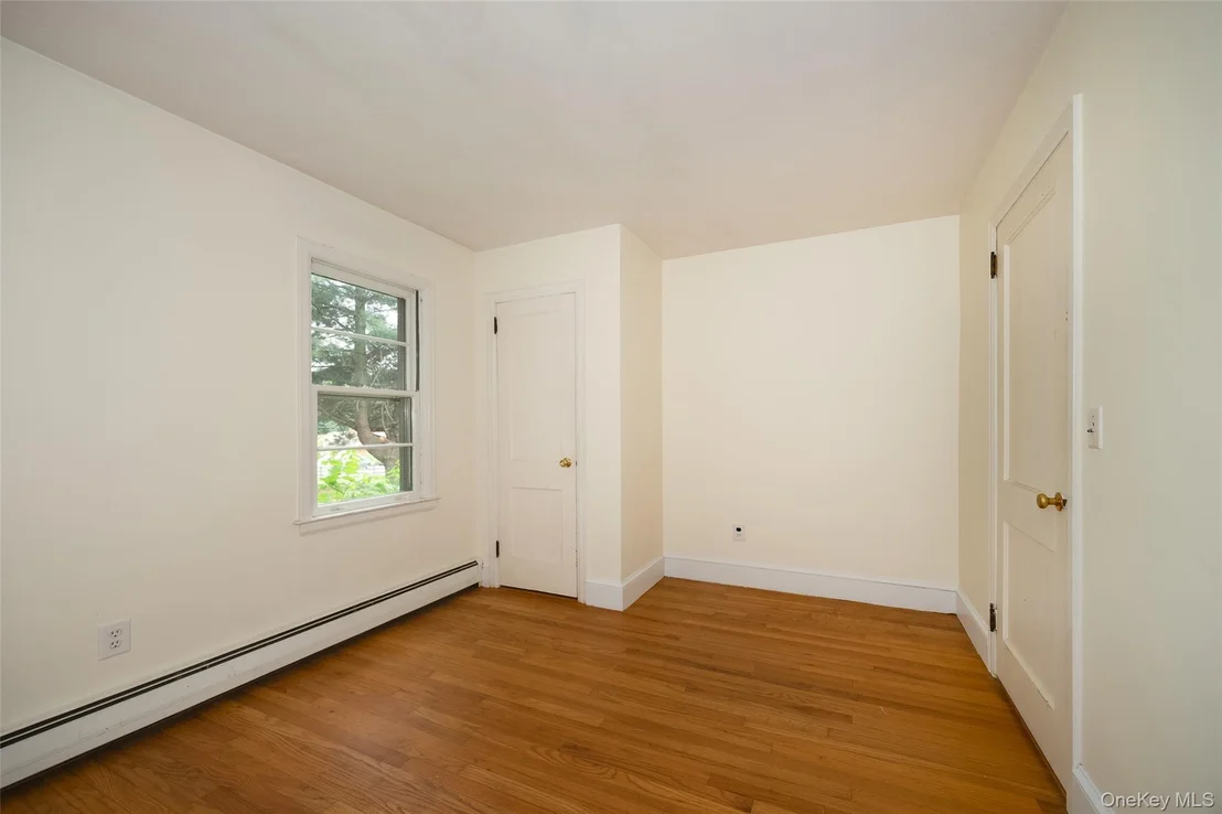 Photo of 166 Vassar Road