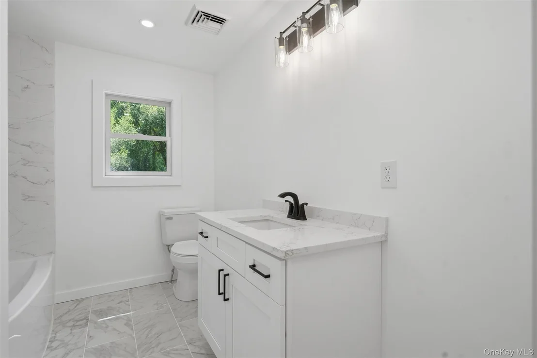 Photo of 15 Amherst Road
