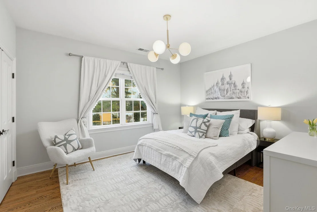 Photo of 15 Davis Avenue