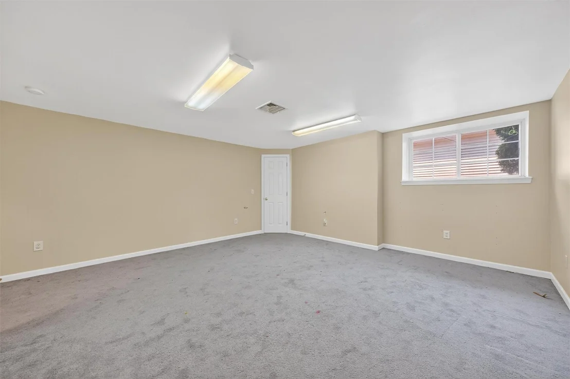 Photo of Unit 32 at 129 Stringham Road