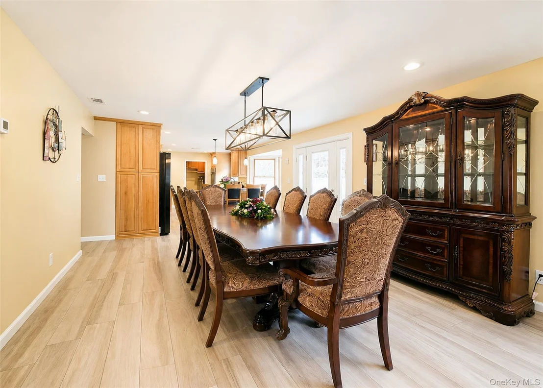 Photo of 73 Springmeadow Drive