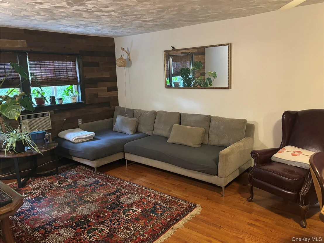 Photo of 55 Boulevard Knolls