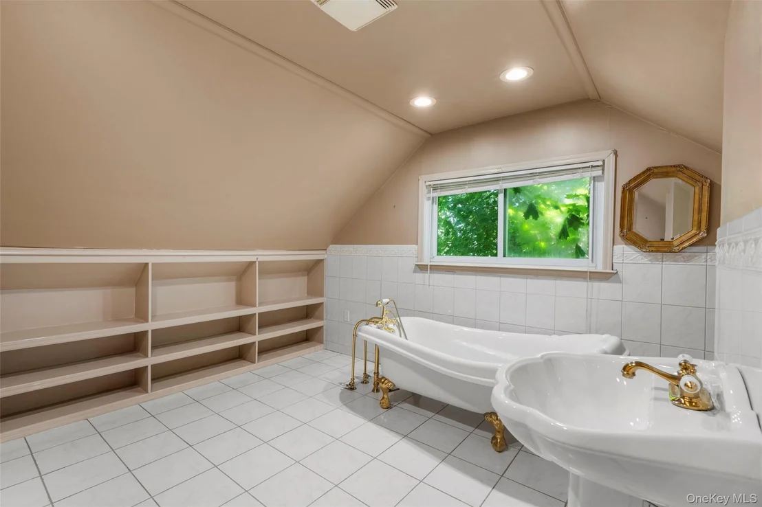 Photo of 9 Pembrook Drive