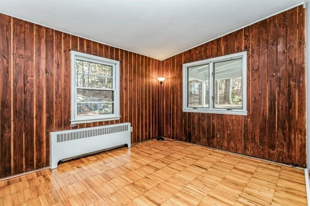 Photo of 595 Quaker Road