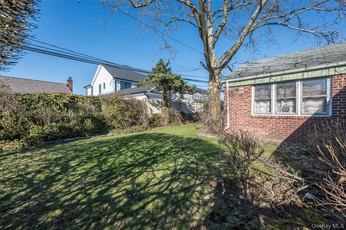 Photo of 770 Palmetto Drive