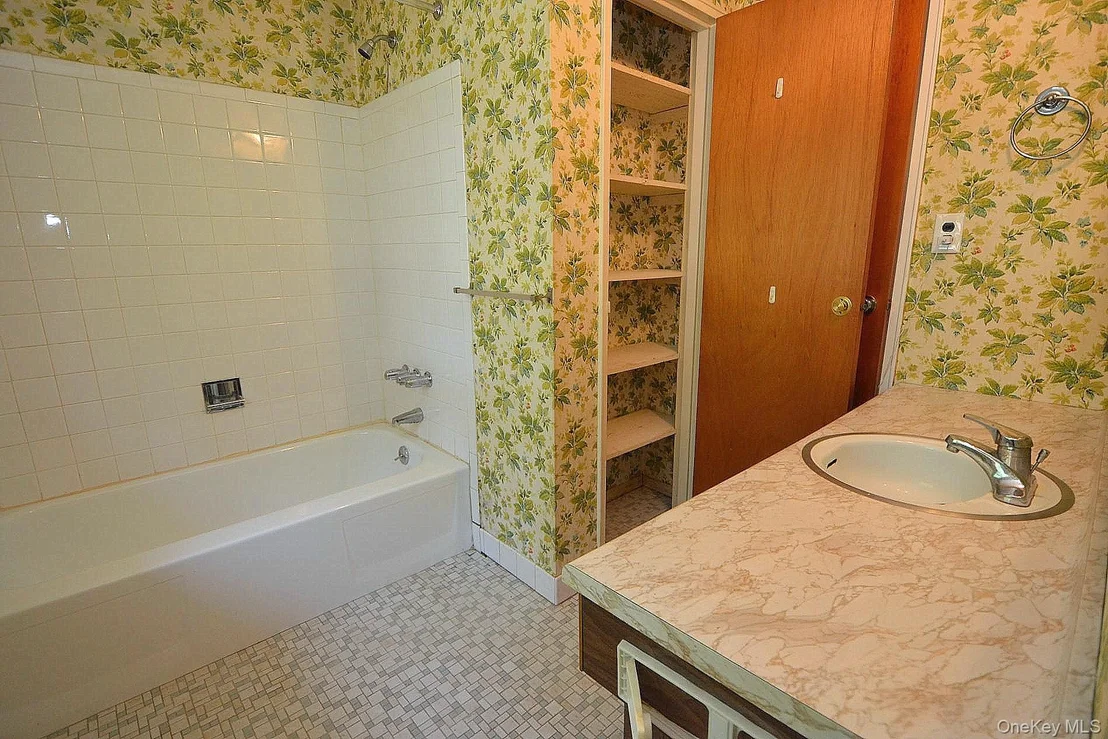 Photo of 39 Sheryl Crescent