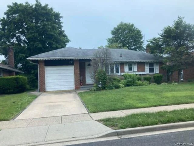 Photo of 726 Dean Drive