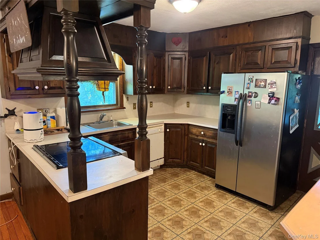 Photo of 11 Beekman Drive