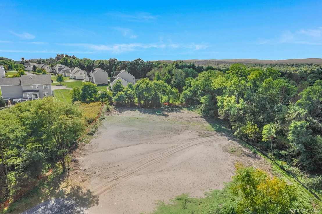 Photo of 216 Overlook Road