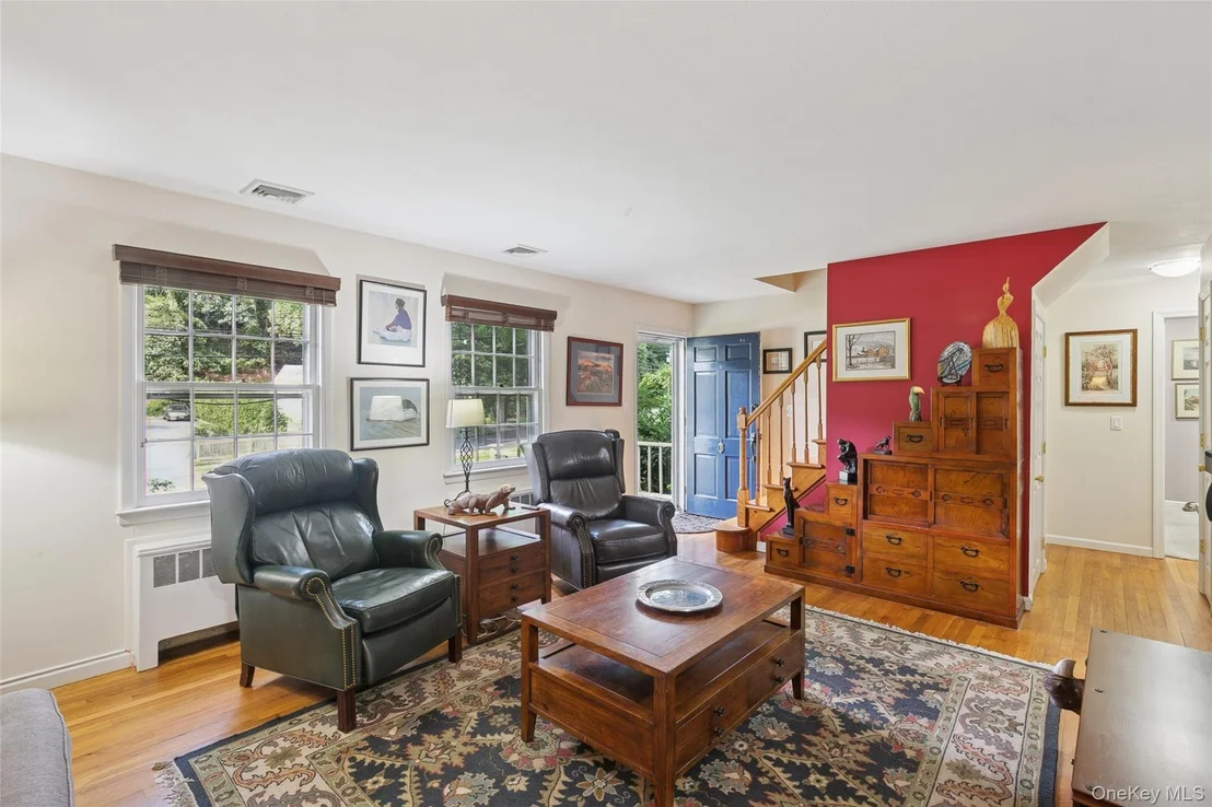 Photo of 10 Goose Hill Road