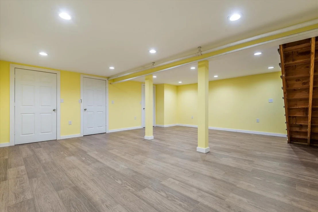 Photo of 256 Phyllis Drive