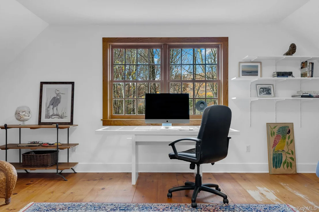 Photo of 331 Grape Hollow Road