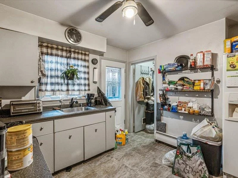 Photo of 3400 Parkway Drive