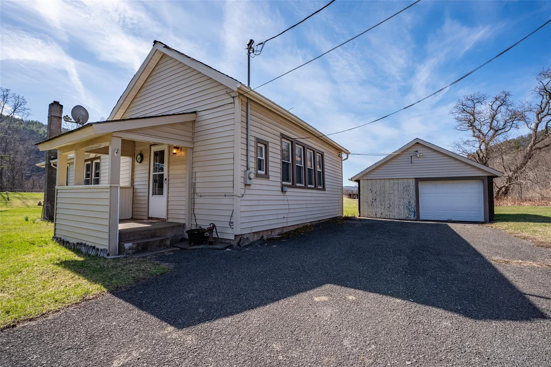 Photo of 8 Conine Road