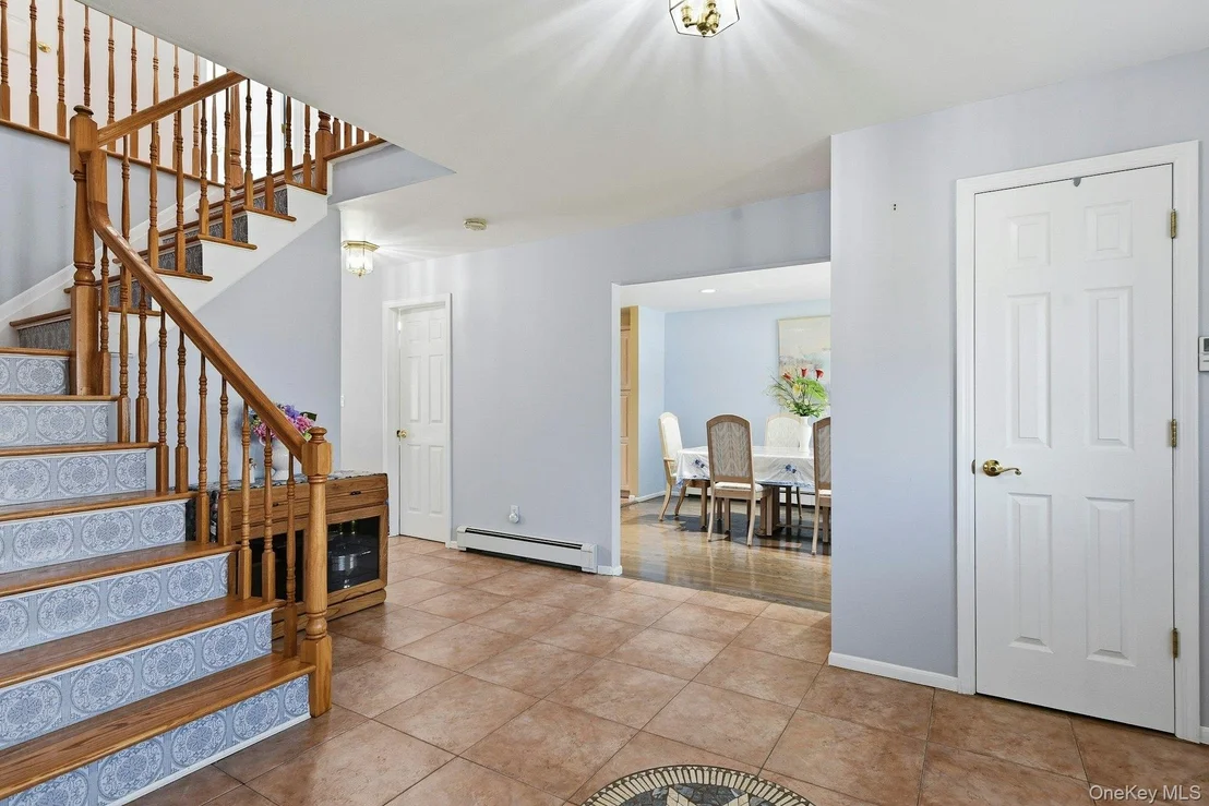 Photo of 35 Dennis Lane