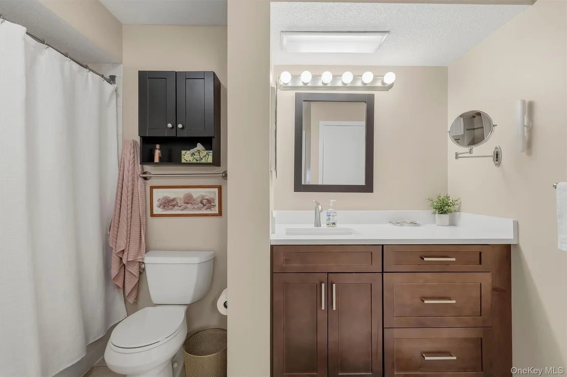 Photo of 25 Villa Drive