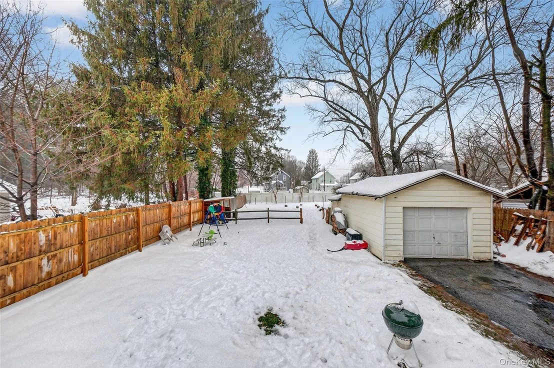 Photo of 5 Miller Place