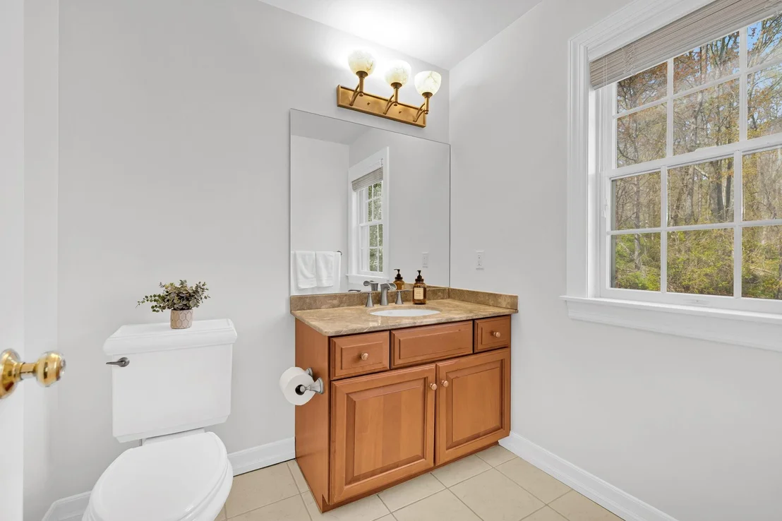 Photo of 10 Fieldstone Drive