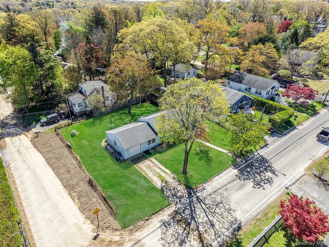 Photo of 77 Nautilus Drive