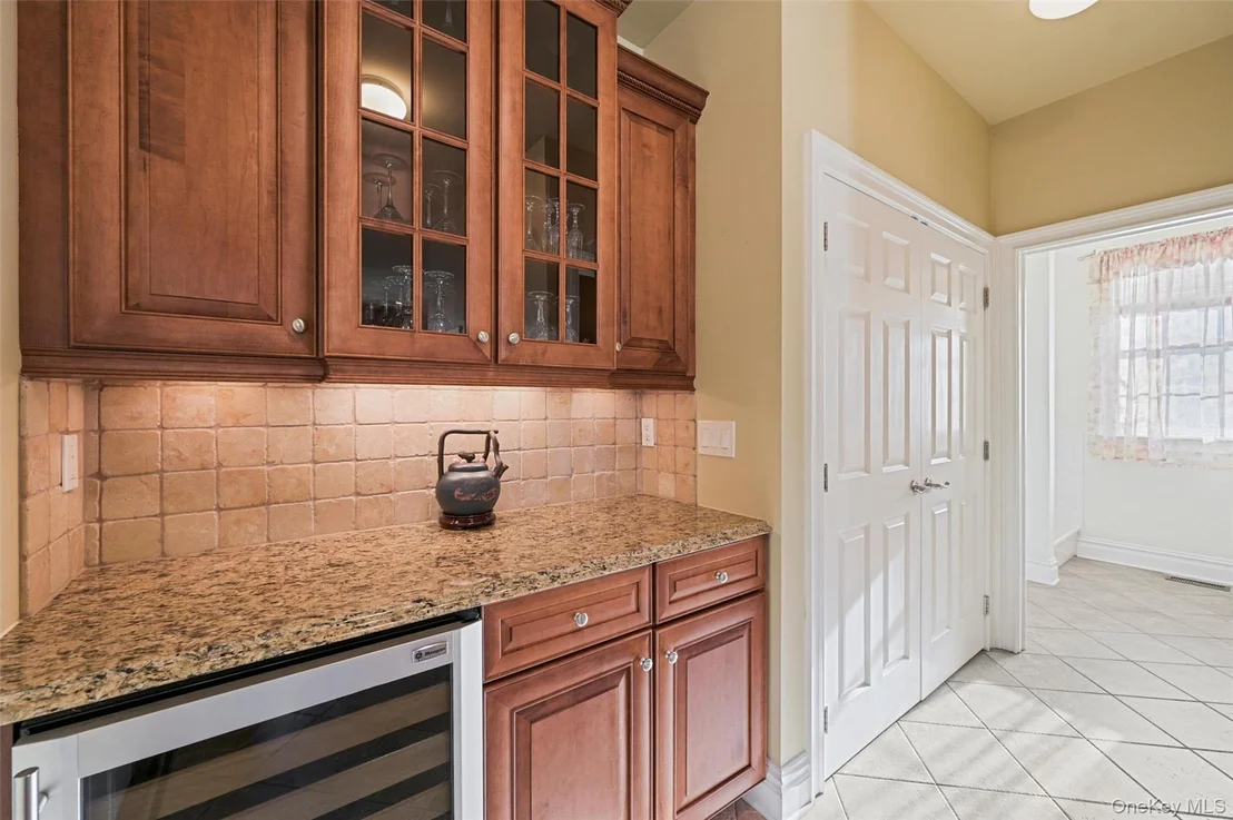 Photo of 42 Deangelis Drive