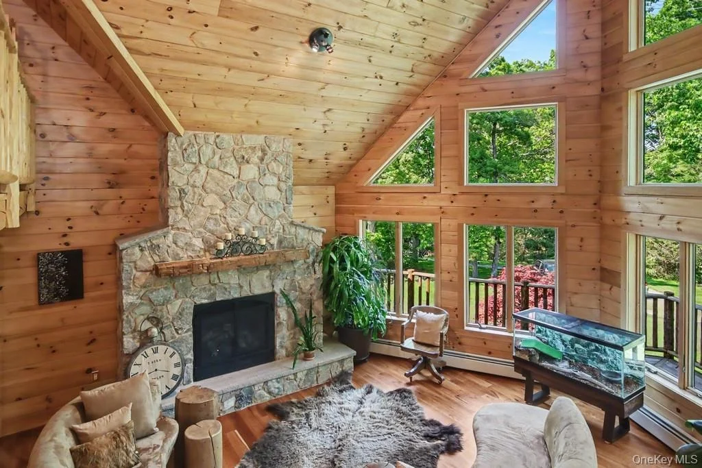Photo of 33 Cimarron Road