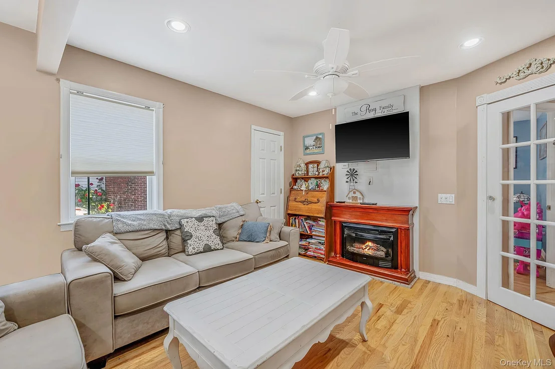 Photo of 61 N Ocean Avenue