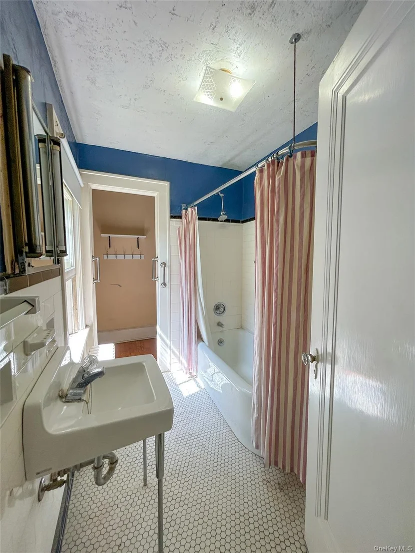 Photo of 18 Beechwood Park