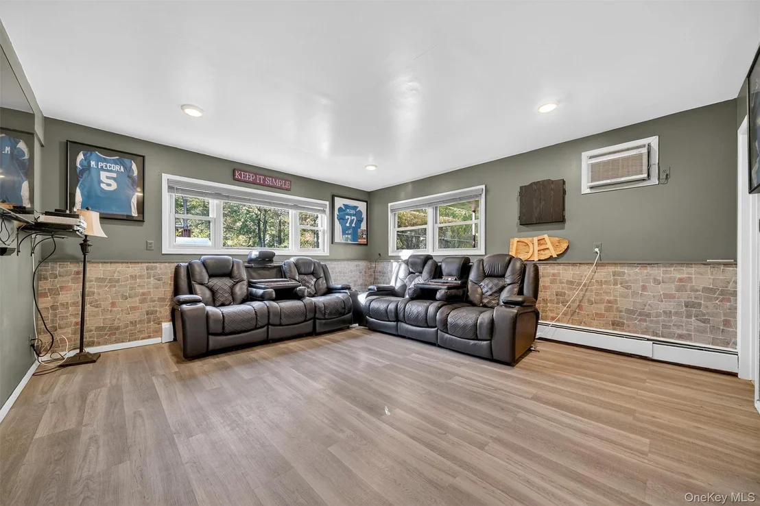 Photo of 22 Parkside Drive