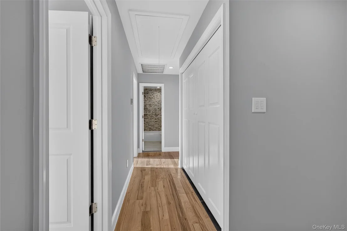 Photo of 9 Oswego Place