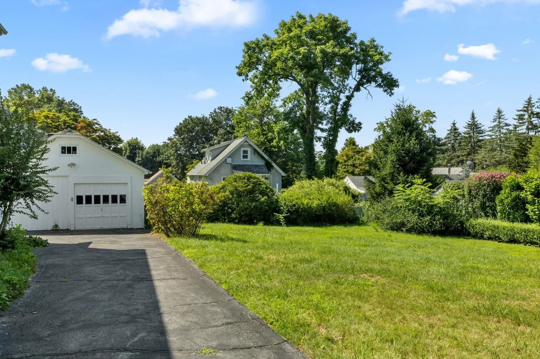 Photo of 98 Westlake Drive