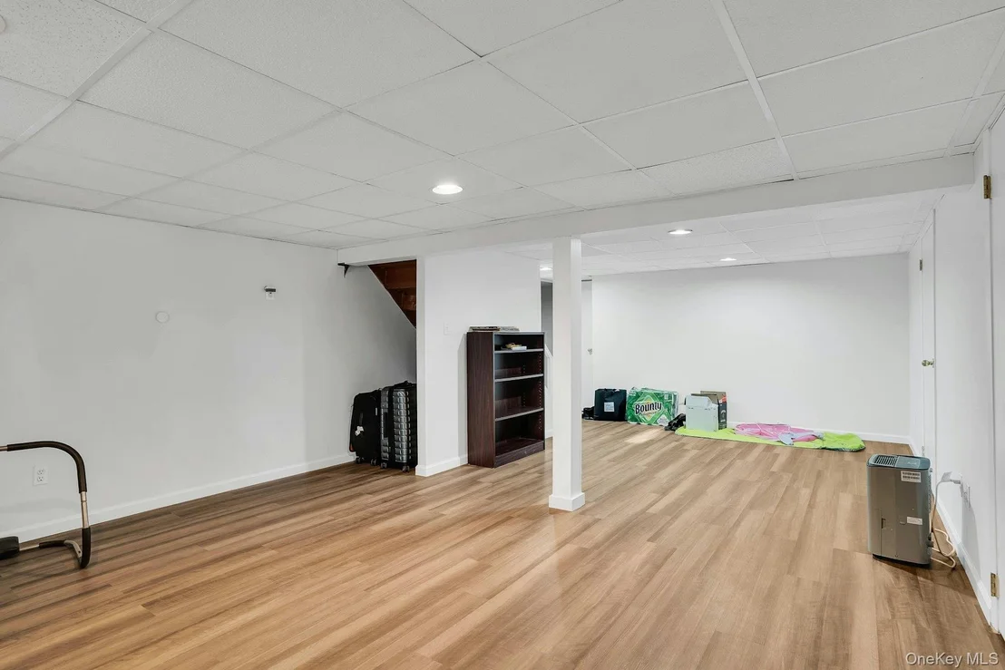 Photo of 48 Randolph Drive