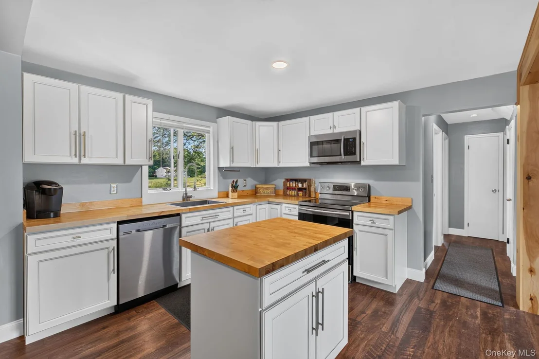 Photo of 49 Bailey Road