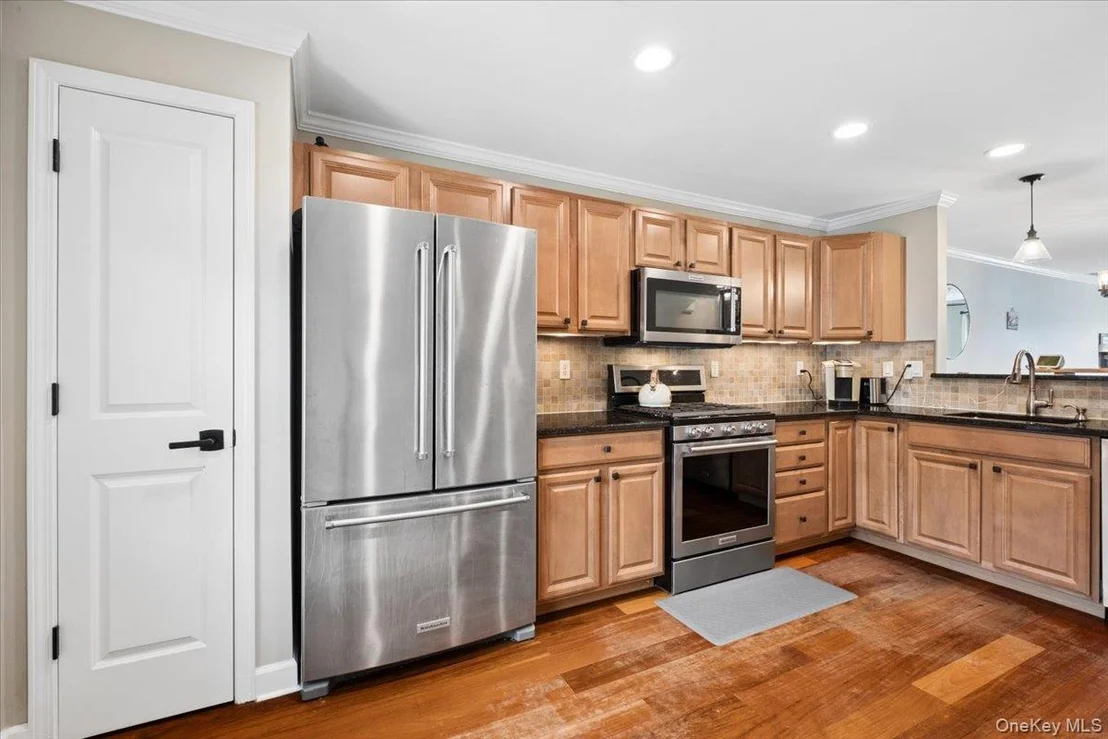 Photo of 225 Waterside Close