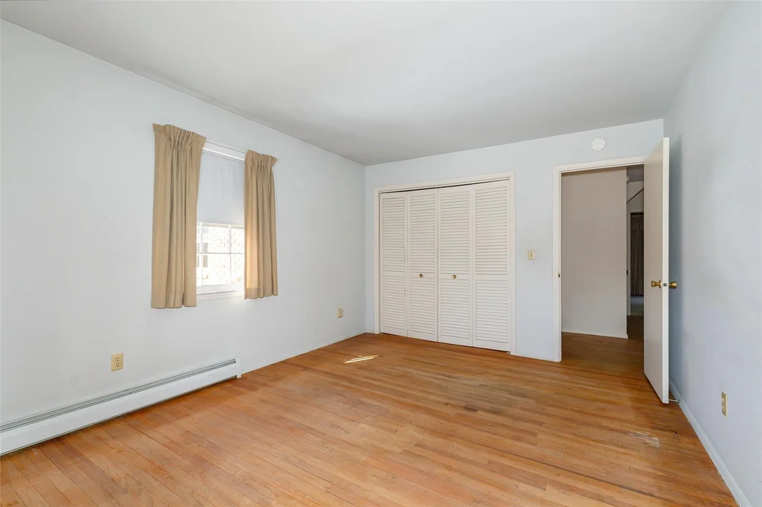 Photo of 19 Surrey Lane