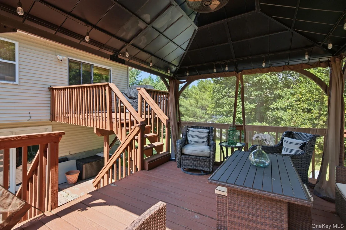 Photo of 17 Old Hemlock Drive