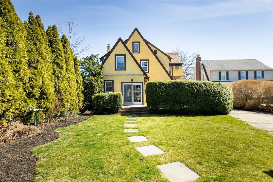 Photo of 38 Stevens Avenue