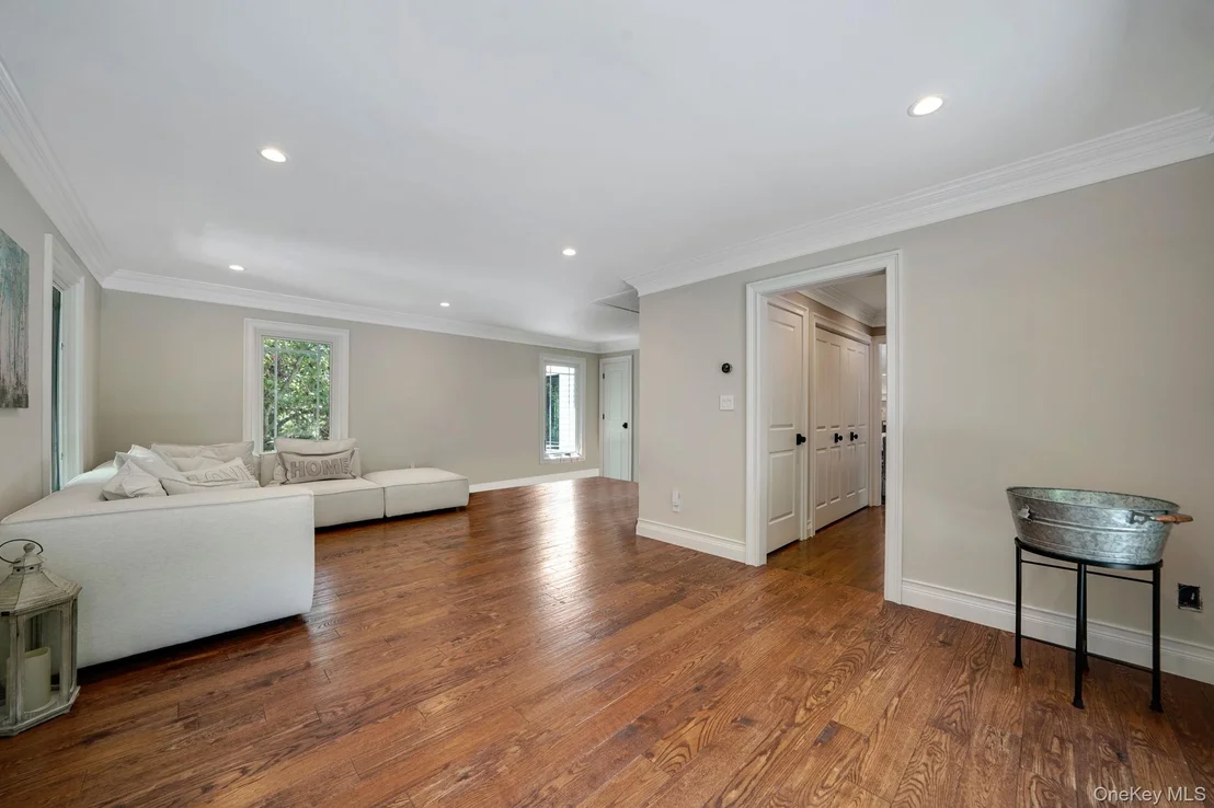 Photo of 9 Maureen Drive