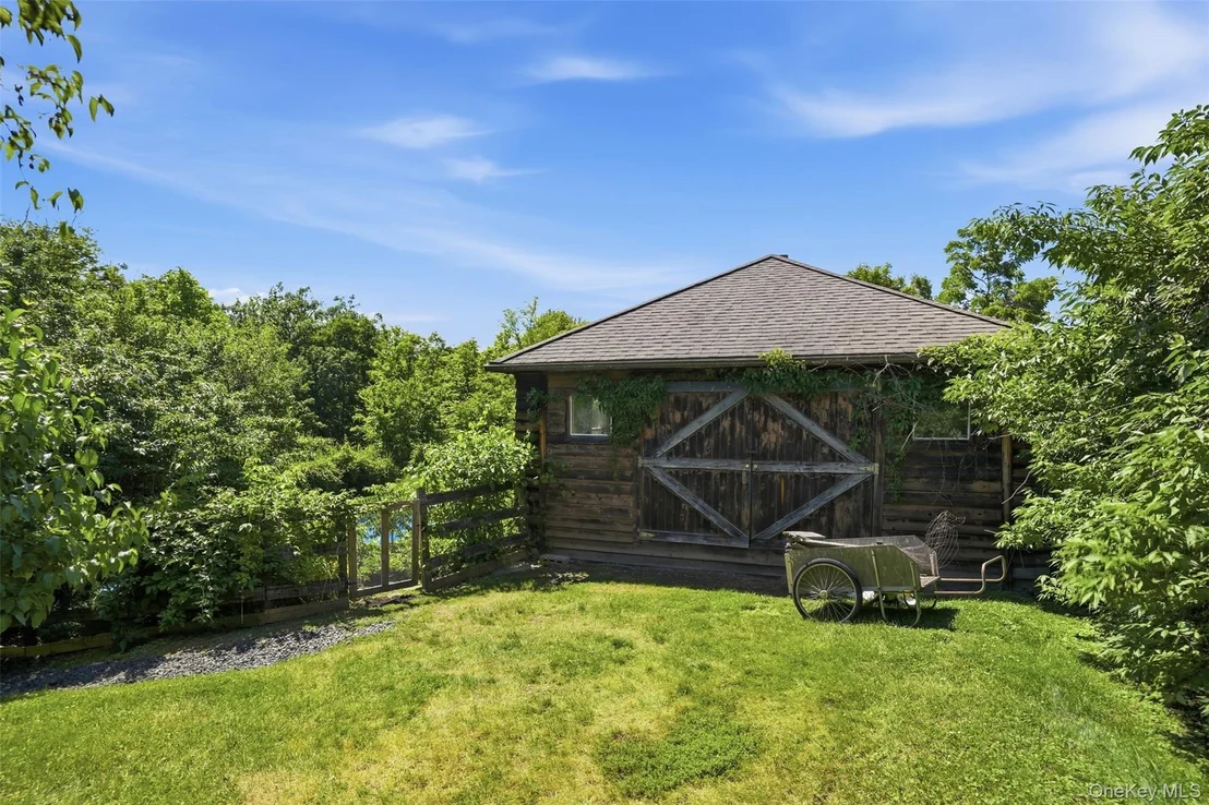 Photo of 37 Ridge Road