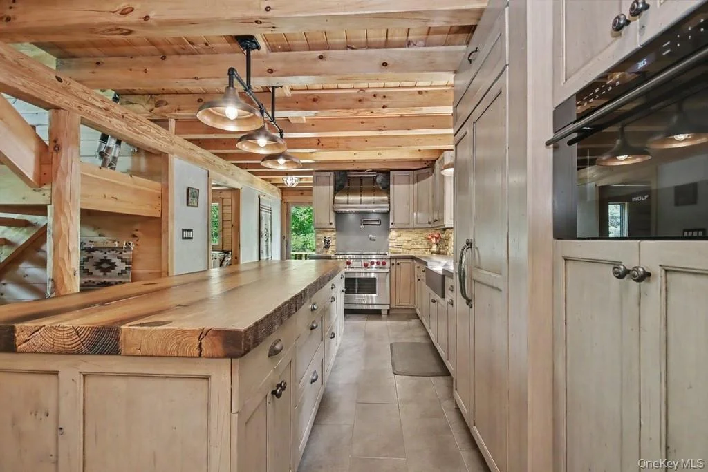 Photo of 33 Cimarron Road