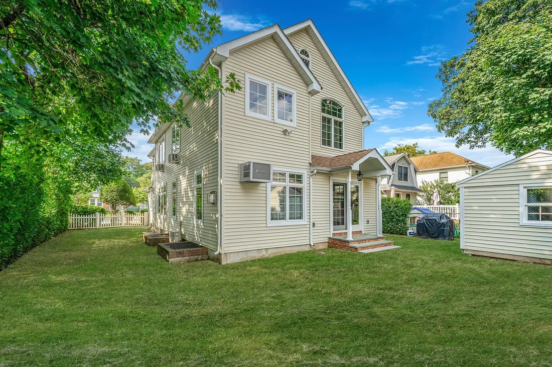 Photo of 125 Shields Avenue